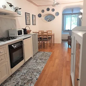Vittoria Napoli